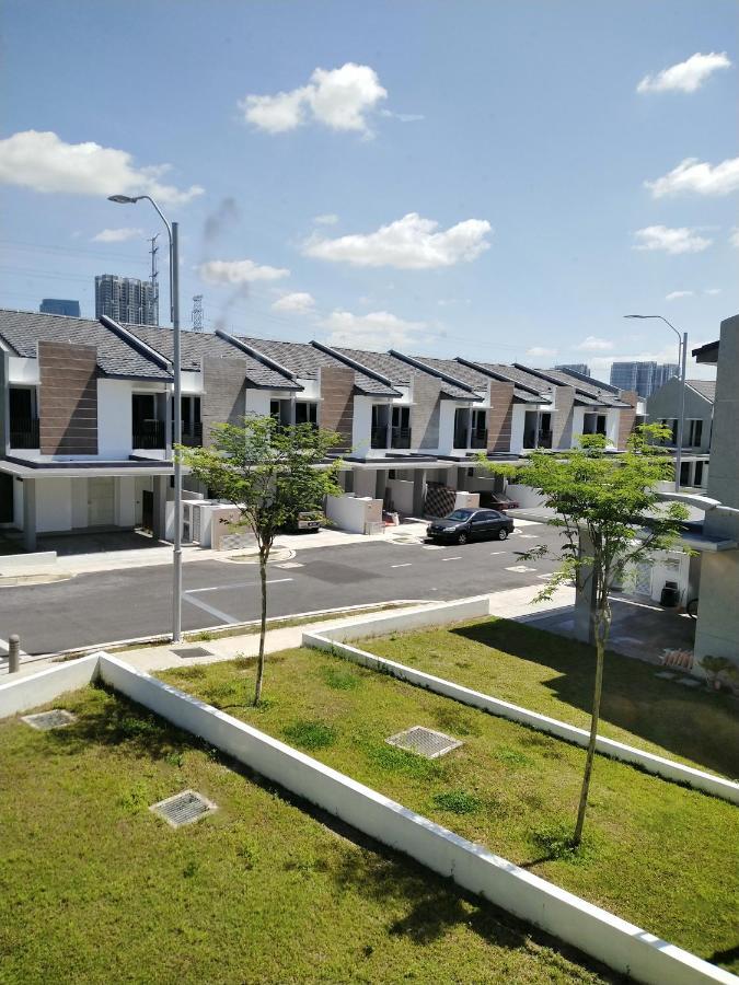Pinevalley Homestay Putrajaya Presint 12 Екстер'єр фото