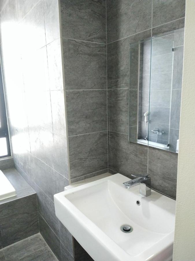 Pinevalley Homestay Putrajaya Presint 12 Екстер'єр фото