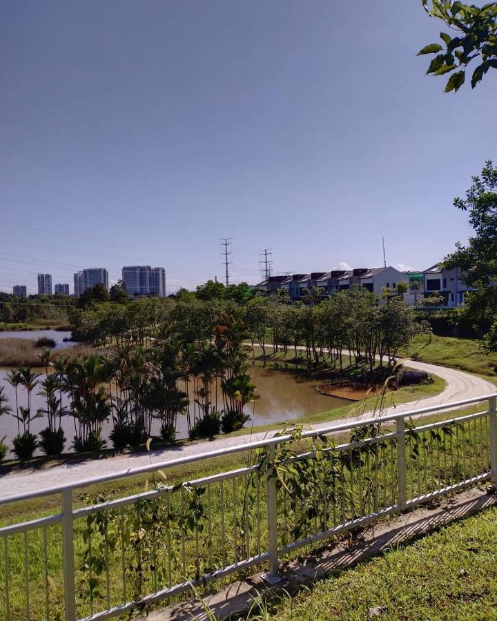 Pinevalley Homestay Putrajaya Presint 12 Екстер'єр фото
