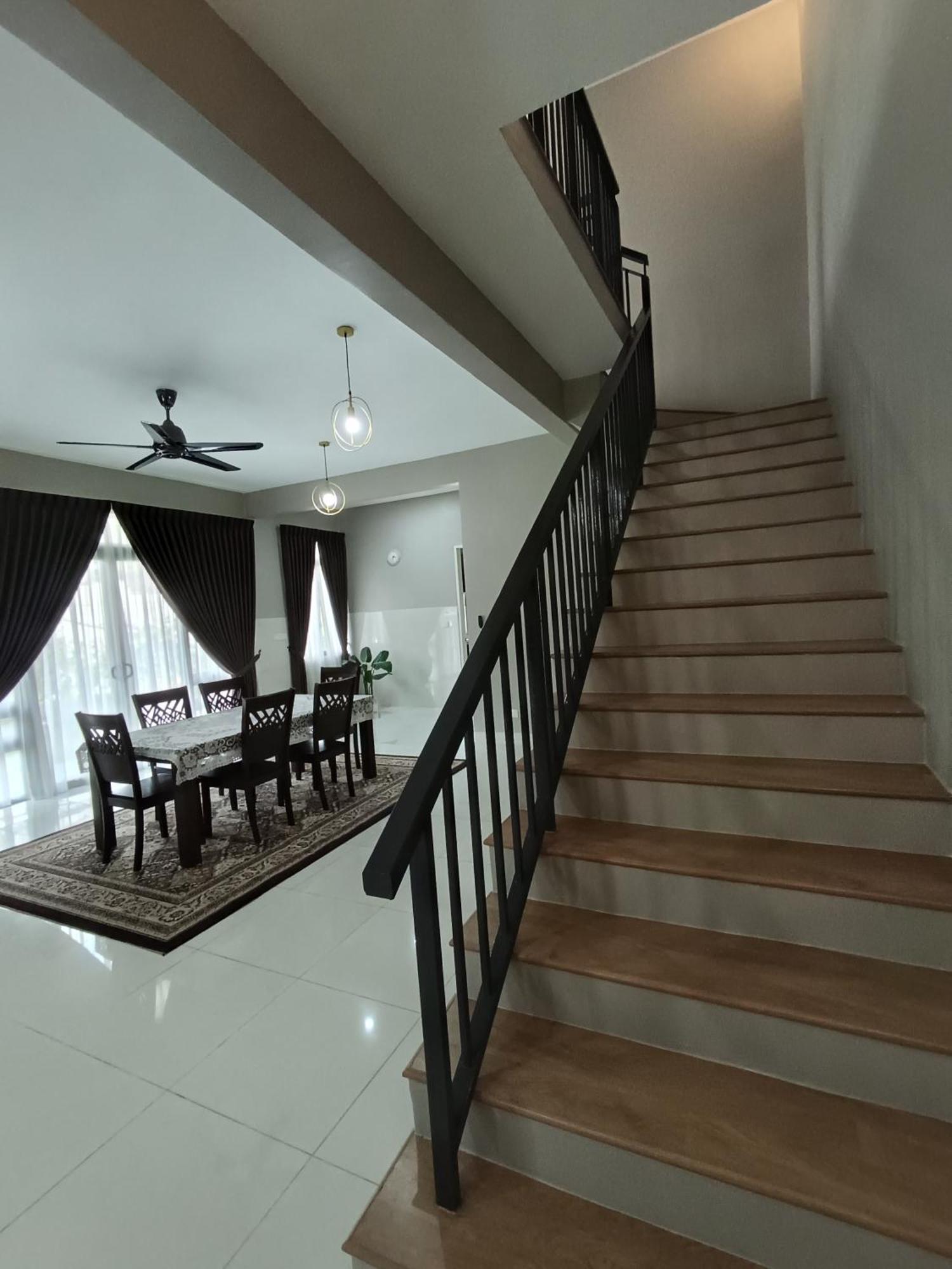 Pinevalley Homestay Putrajaya Presint 12 Екстер'єр фото