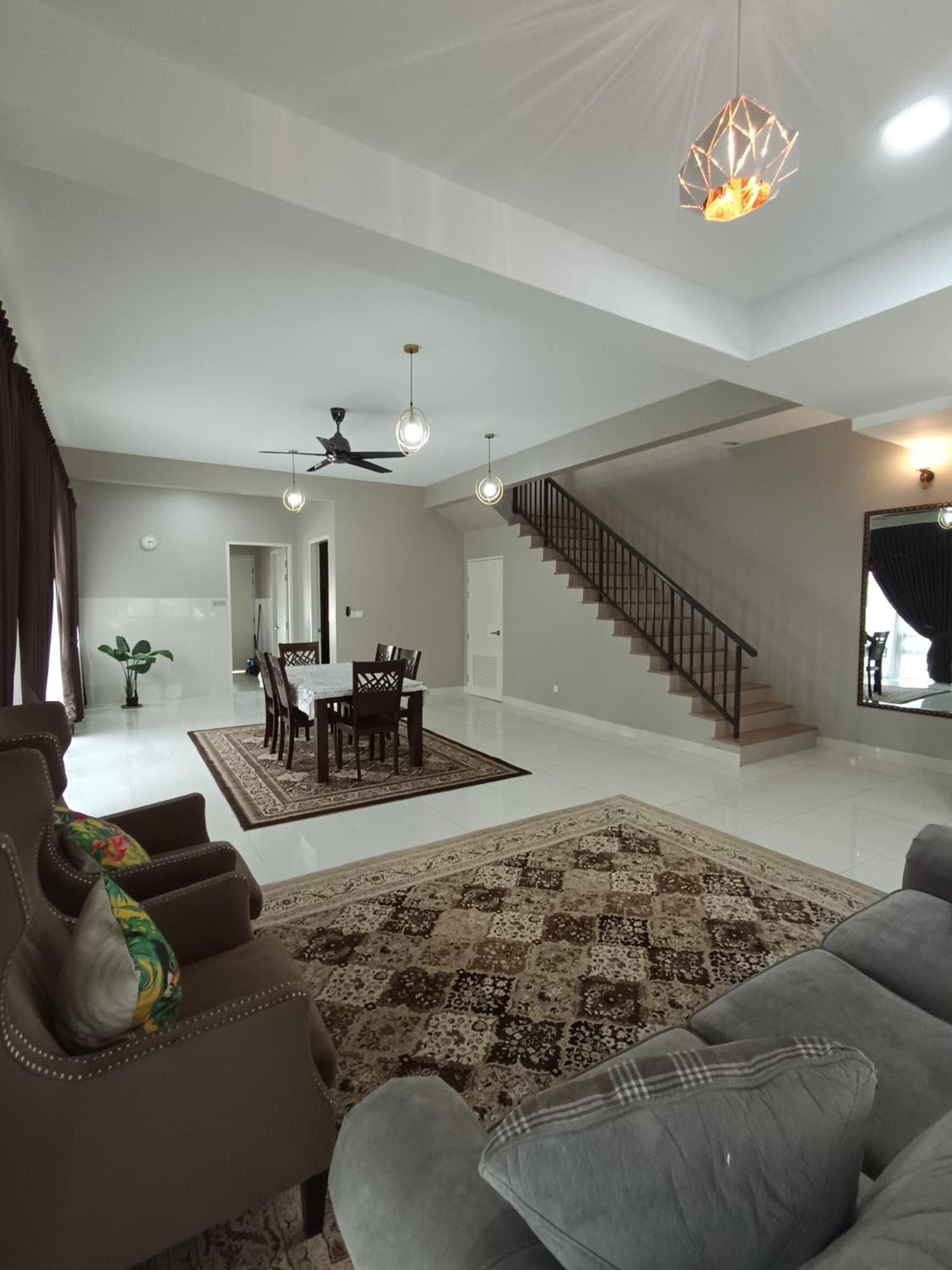 Pinevalley Homestay Putrajaya Presint 12 Екстер'єр фото